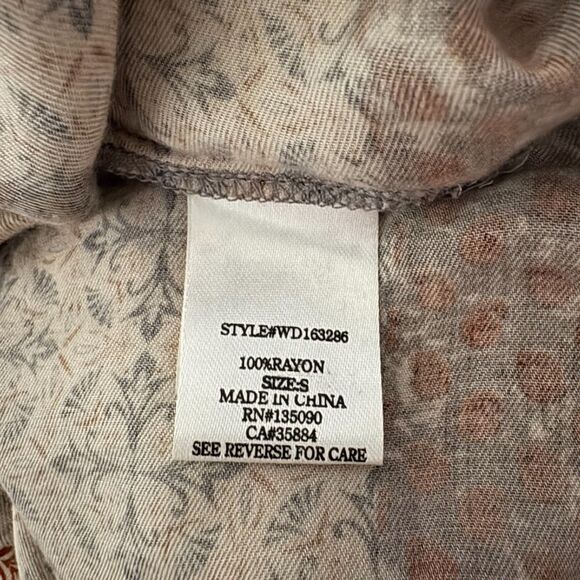 White Crow Maxi Shirt Dress Button Front Mixed Print Bohemian Flowy Size Small - Picture 6 of 6